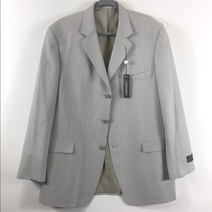 Mazzoni 2 piece suit size 46L/41L NWT
